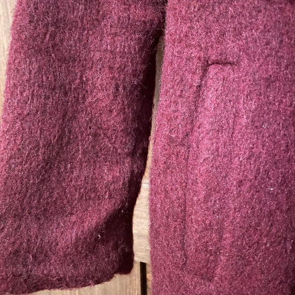 BB Dakota Coat - Picture 3 of 5